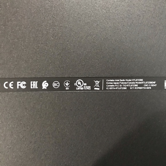 Black 15.6” HP Notebook touch i3-5005U 200GHz 8GB slow (for repair) - Picture 5 of 10